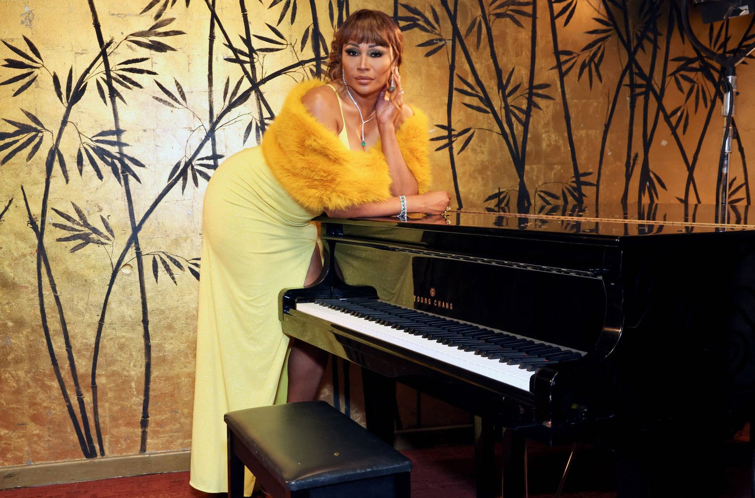 From Desk to Dinner: Transitioning Gala Collection Pieces for Every Fall Occasion