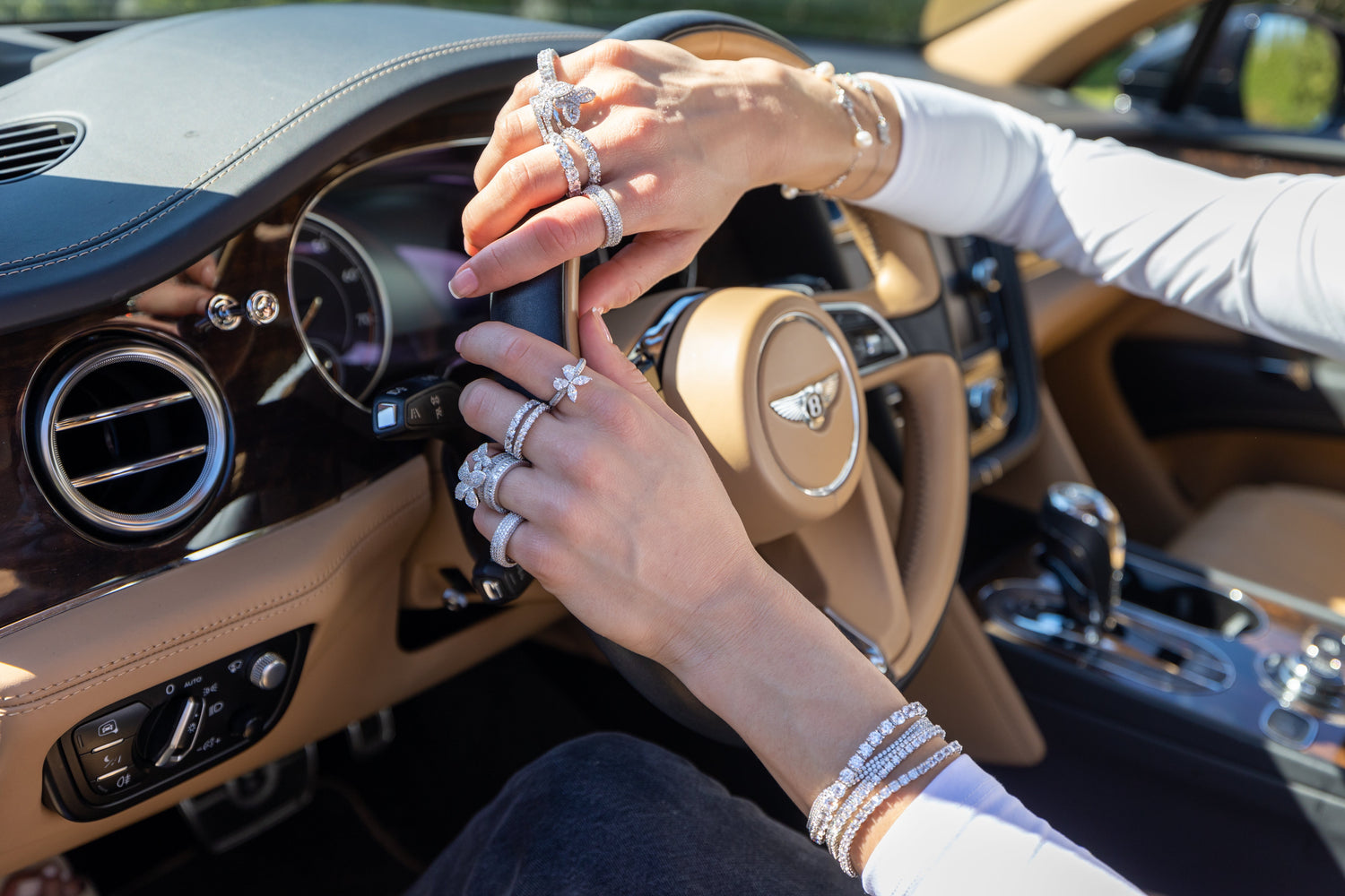 The Psychology of Jewelry: Why We Wear What We Wear