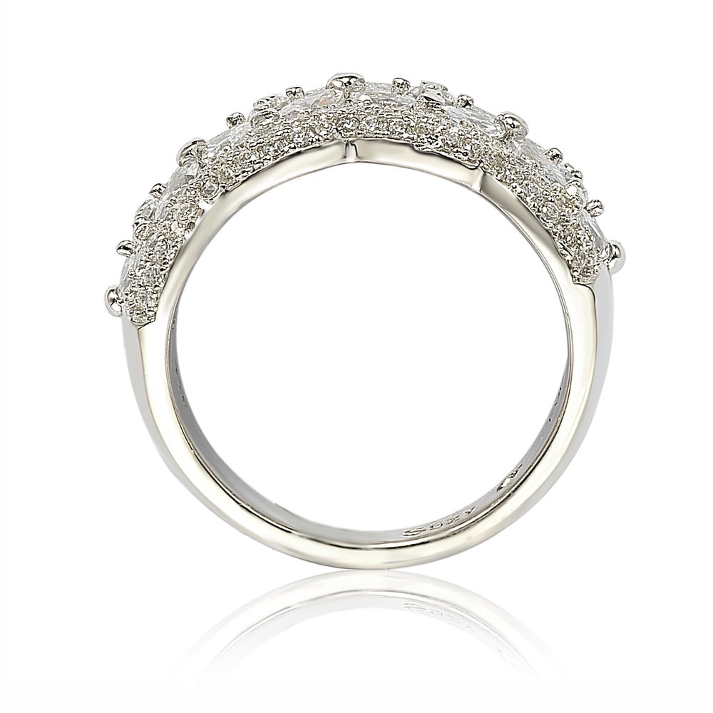 Suzy Levian Sterling Silver White Cubic Zirconia Flower Ring