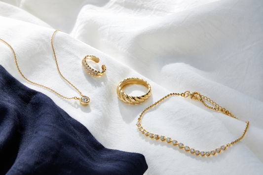 How to Wear Yellow Jewelry Without Overdoing the Color - Suzy Levian editorial lifestyle cover